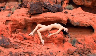 %22On the Rocks%22 Artistic Nude Artwork by Photographer Allen Thompson